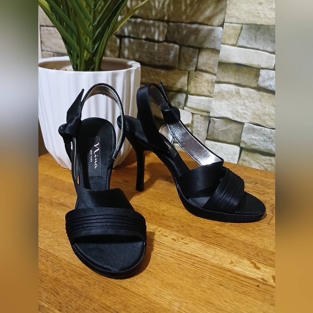 Women's Victoria Slingback Sexy Stiletto Heels Black Luster Satin 6M Formal